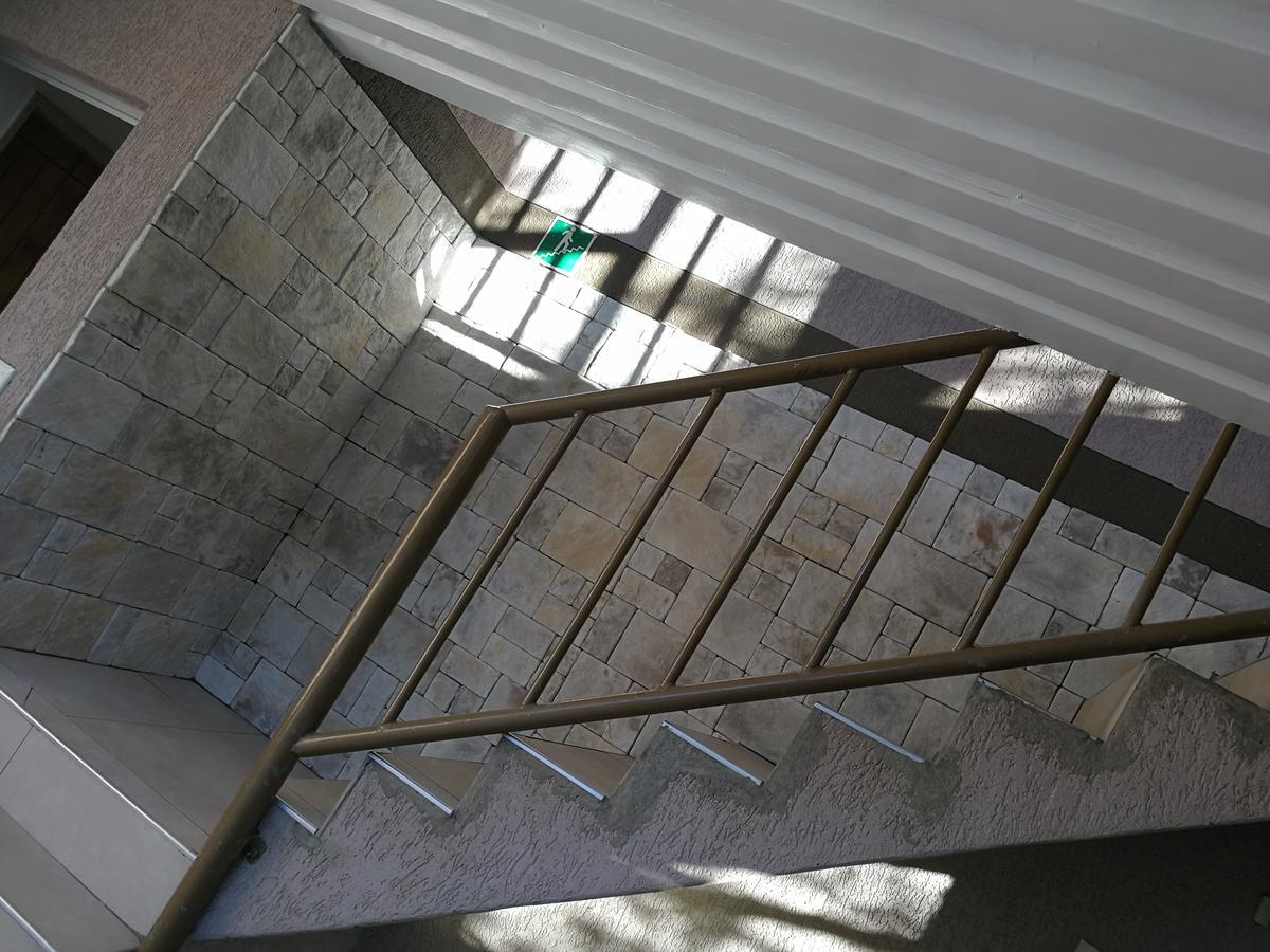 Pension Hotel Kamho ويندهوك المظهر الخارجي الصورة